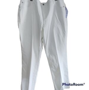 C.J.Banks Classic fit Straight leg Jeans White Plus Size 24W